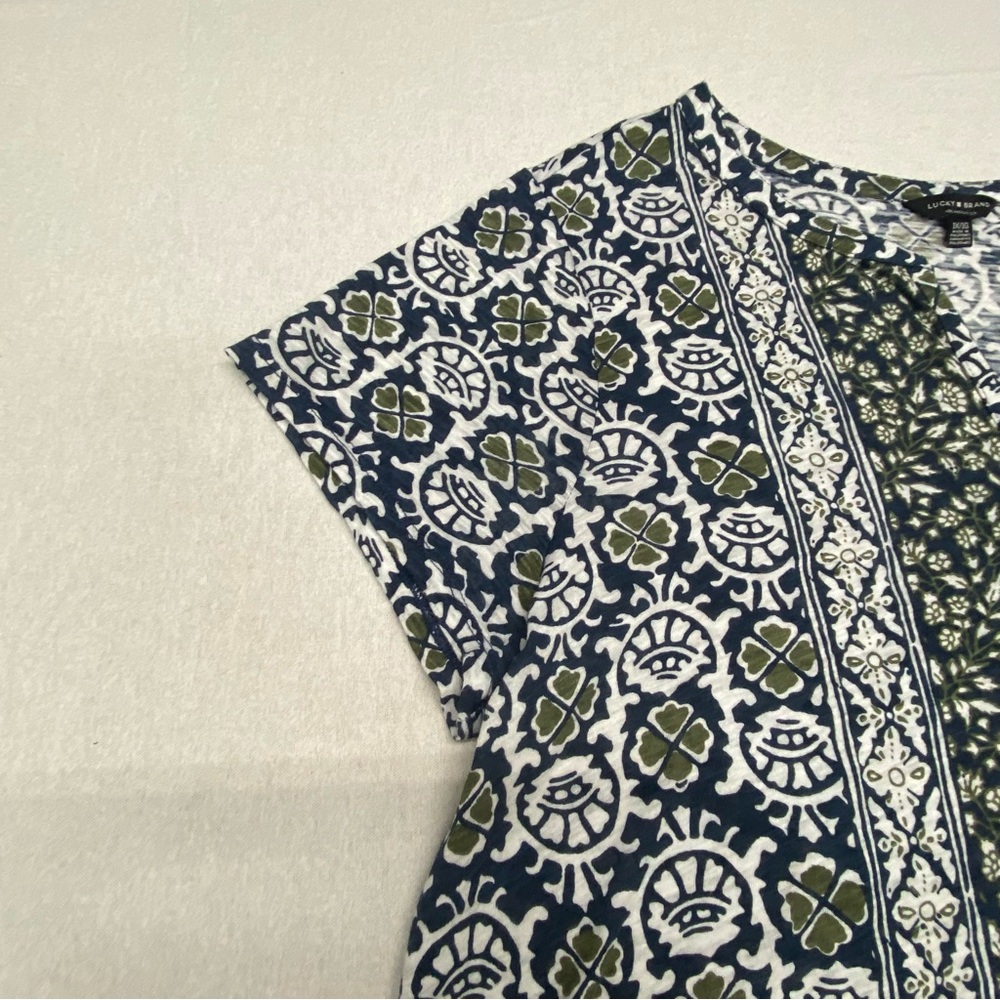 Lucky Brand Short Sleeve 1X Pullover Top Cotton Blend Comfy Casual V Neck Flowy - Picture 6 of 12